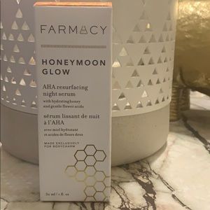 FARMACY Honeymoon Glow AHA Resurfacing Night Serum